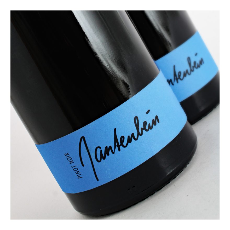 10747845_square Gantenbein, Pinot Noir, Graubunden